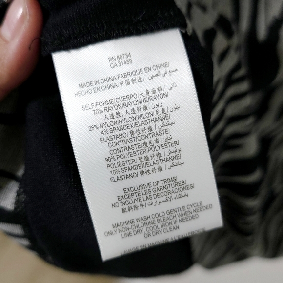 BCBGENERATION Black Grey Zebra Print Vneck Fitted Long Sleeve Mini Dress L - Picture 13 of 16